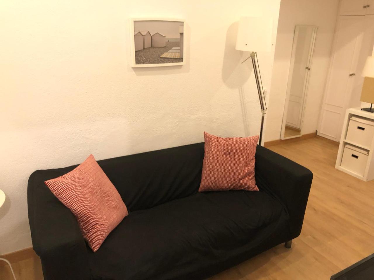 New! Apartment In Sarria Near Metro Barselona Dış mekan fotoğraf